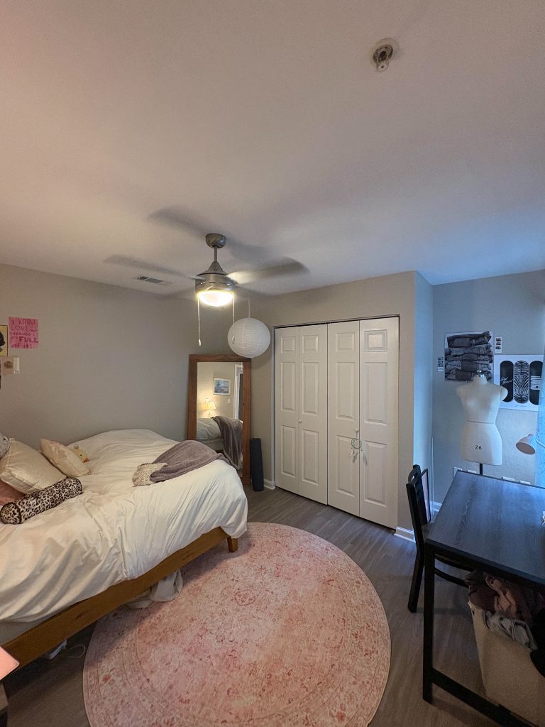 Village Green Spring Sublease | Private Bed/Bath + Free Parking — photo 1