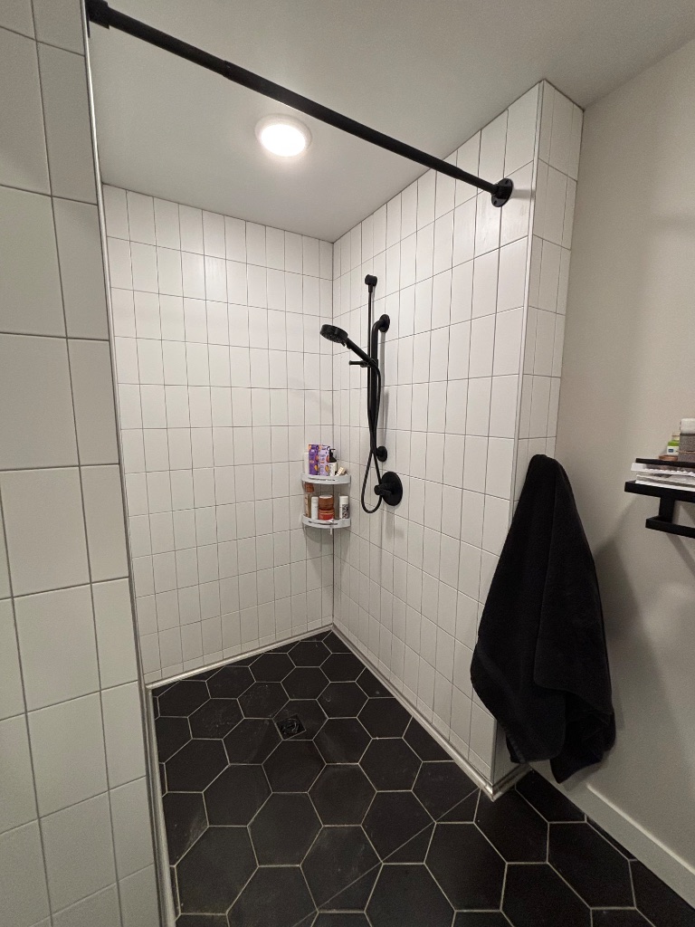 Private Room with Shower/Bathroom at SDSU — photo 3