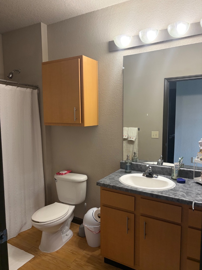 SPRING 2027 Sublease/Relet — photo 2