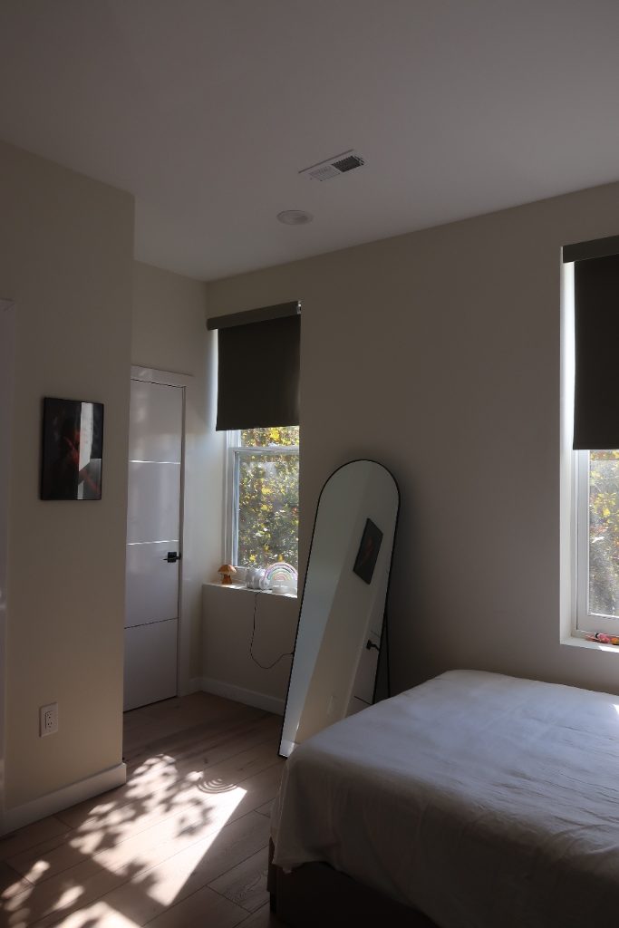 Spring/Summer 2027 Penn Sublet | Private Bed + Bath | $1,300/mo — photo 4
